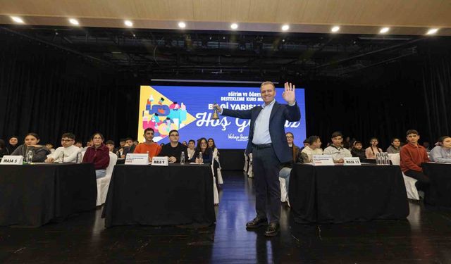 Seçer: 'Mersin, eğitimli gençlerle daha da gelişecek'