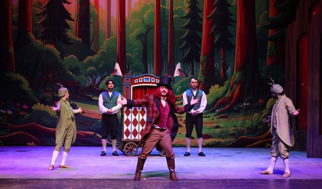 “Kuklacı” Çocuk Müzikali Mersin'de Minik Seyircilerle Buluşuyor