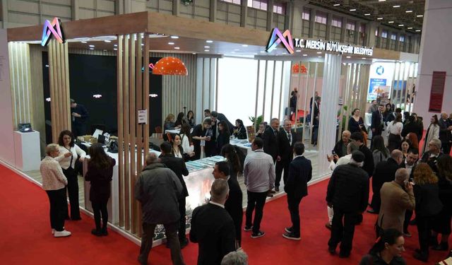Mersin Büyükşehir Belediyesi, fuarda kentin turizm potansiyelini tanıttı
