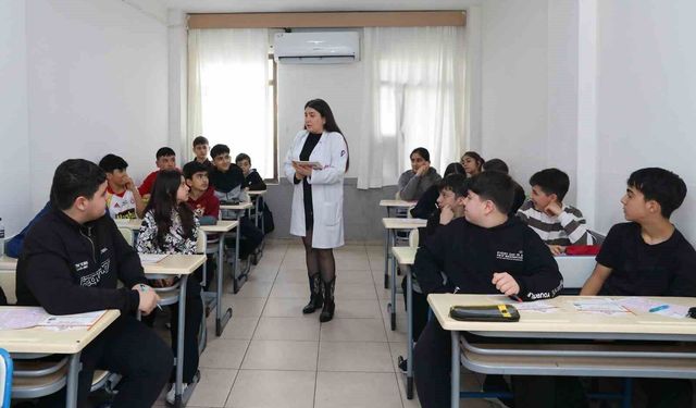 Mersin'de öğrencilere ücretsiz kurs ve 76 deneme desteği