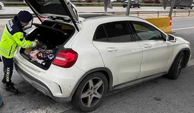 Trafik denetiminde sahte avukat kimliği gösteren şahıs yakalandı