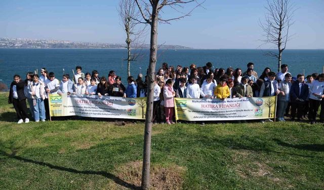 Büyükçekmece'de Orman Haftası'nda 100 fidan toprakla buluşturuldu