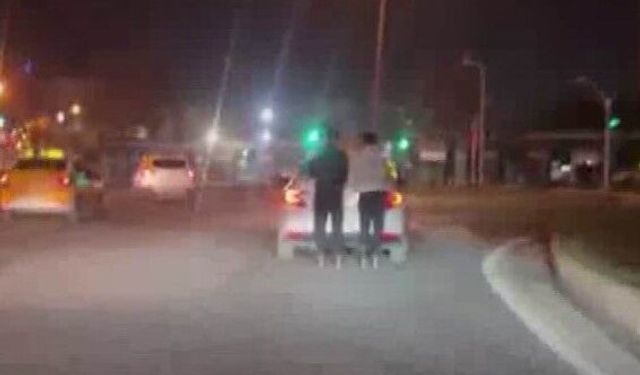 Diyarbakır'da patenli gençlerin tehlikeli yolculuğu