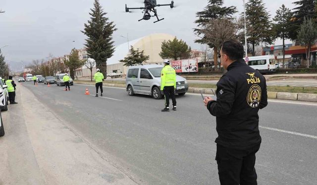 Elazığ'da dron destekli trafik uygulaması