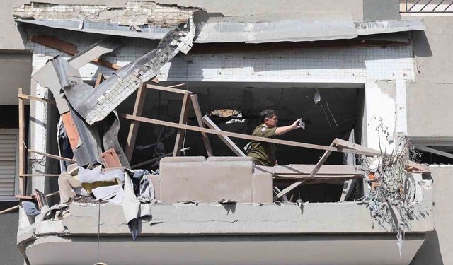 İran'ın İsrail'e misilleme saldırılarında can kaybı 15'e yükseldi