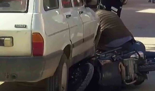 Otomobil ile motosiklet çarpıştı: 1 yaralı