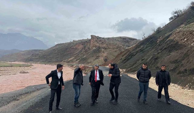 Şırnak'ta sel alarmı: Güneyce yolunu dere yuttu, ekipler seferber oldu