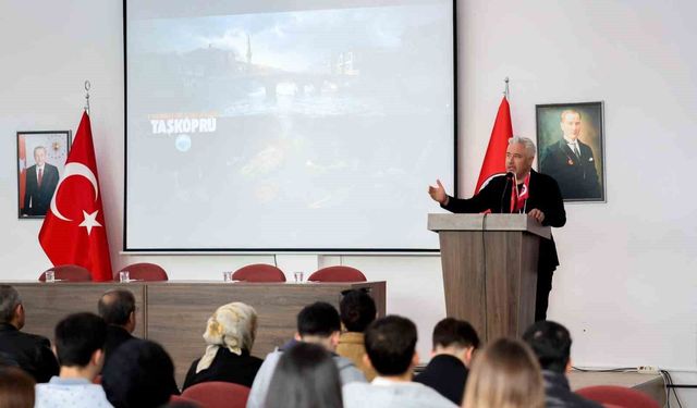 '7 Kemerli Bir Zaman Geçidi' filmi üniversite öğrencileriyle buluştu