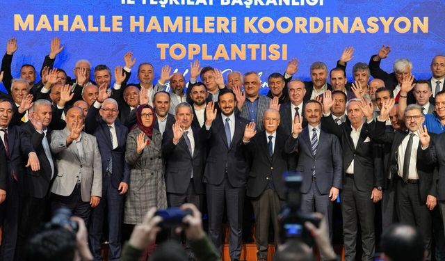 AK Parti İstanbul'da 'Mahalle Hamiliği' modeli güçleniyor
