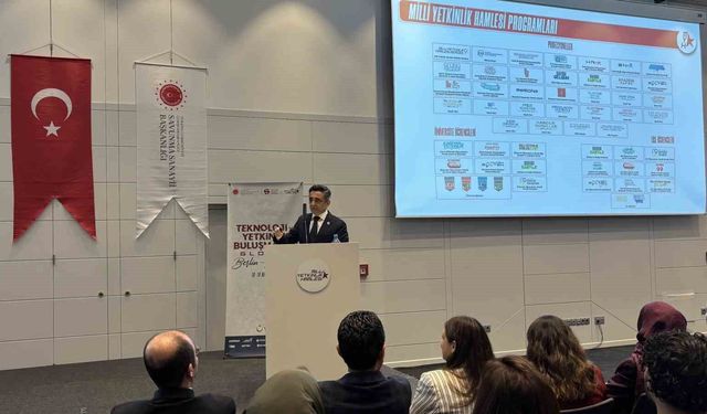 Almanya'da Türk öğrenciler ile Türkiye'nin savunma devleri buluştu