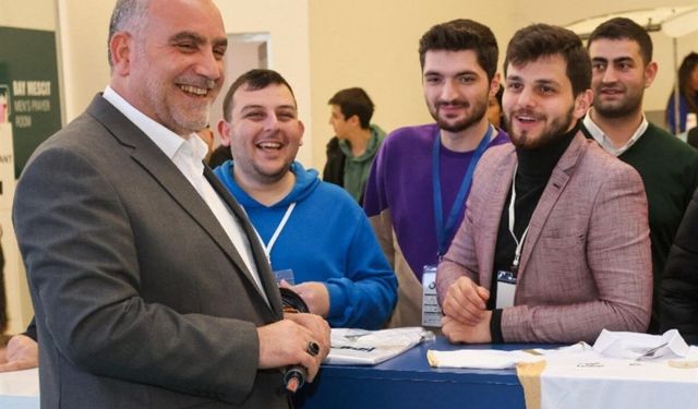 Bu ilçede üniversite öğrencilerinin faturalarını belediye ödüyor