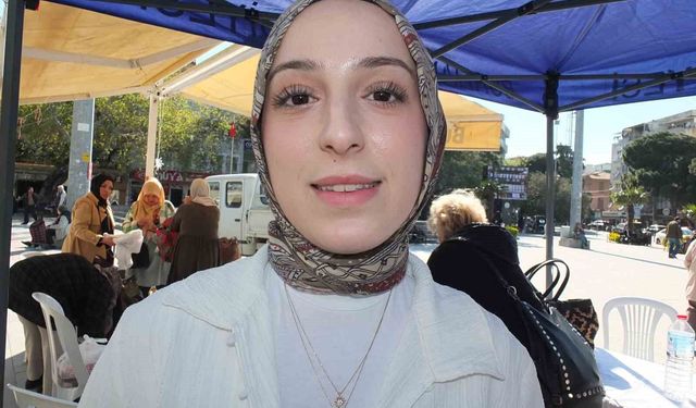 Burhaniye'de Aile Destek Merkezi dönem sergisi açıldı