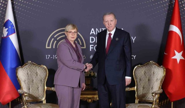 Cumhurbaşkanı Erdoğan Slovenya Cumhurbaşkanı Natasa Pirc Musar ile görüştü