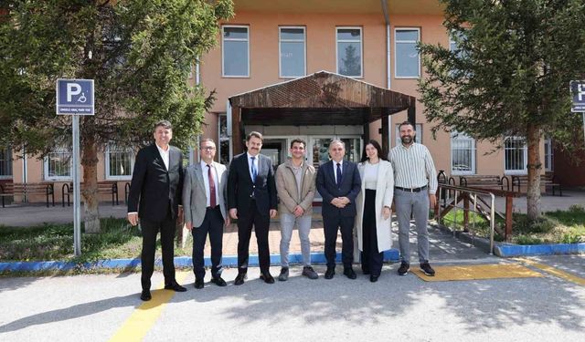 Rektör Prof. Dr. Fatih Altun'dan Rekreasyon Kulübü'ne ziyaret