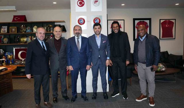 Rigobert Song, Başkan Hacıosmanoğlu ve Başkan Vekili Otyakmaz'ı ziyaret etti