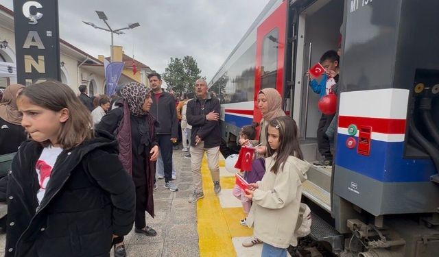 Turistik Tuz Ekspresi 2026'nın ilk seferini yaptı: Ziyaretçiler Çankırı'ya hayran kaldı