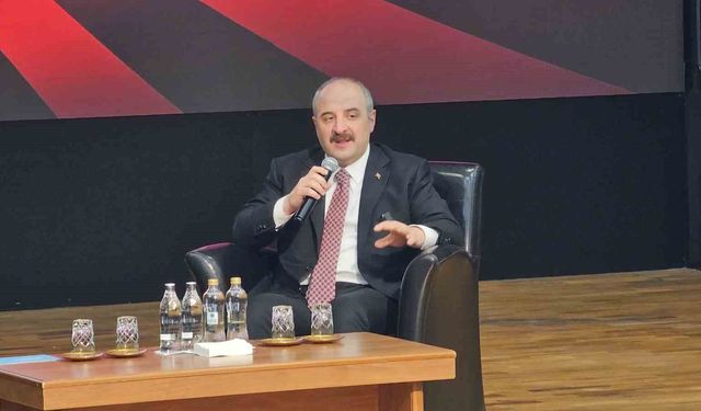 Varank: 'Türkiye Yüzyılı'nı mazlum milletler için de inşa etmek mecburiyetindeyiz'