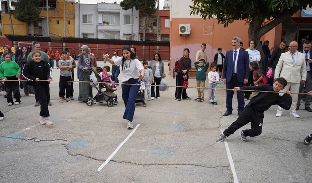 Toroslar’da “Maarif’in Kalbinde Çocuk” Coşkusu