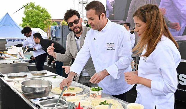 1.Uluslararası Balıkesir GastroFest'te ziyaretçi akını