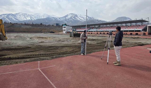 Ahmet Karadağ: 'Malatya'da yapımı devam eden tesisi Türk sporuna kazandıracak olmanın heyecanını yaşıyoruz'