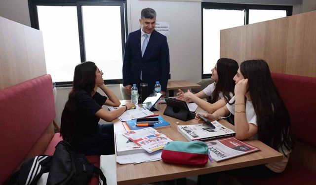 Akdeniz'de ikinci 'Bilgi Limanı Kütüphanesi' hizmete girdi