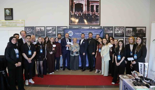 Avrasya Üniversitesi 1. Ulusal Öğrenci Sempozyumu başladı