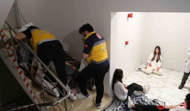Avrasya Üniversitesi'nde ilk ve acil yardım tatbikatı gerçekleştirildi