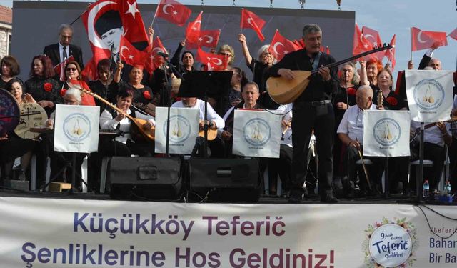 Ayvalık Teferic Şenlikleri'nden türküler yükseldi