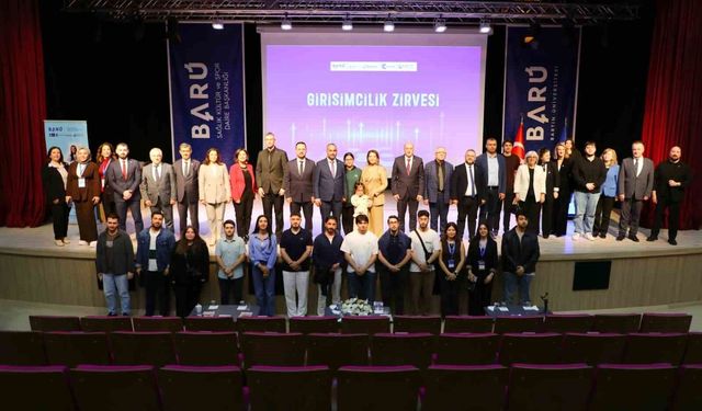 BARÜ Girişimcilik Zirvesi'nde yenilikçi fikirler buluştu
