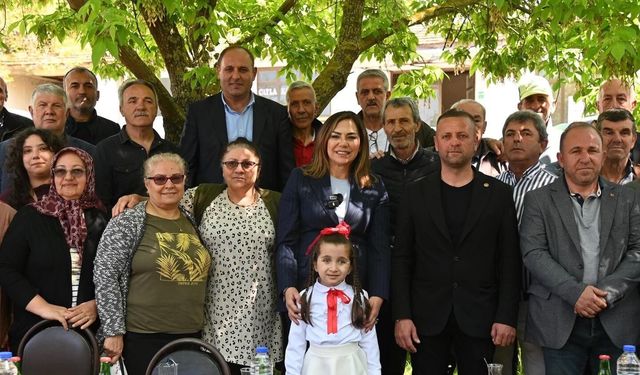 Başkan Yüceer, Süleymanpaşa ve Saray'da vatandaşların taleplerini dinledi