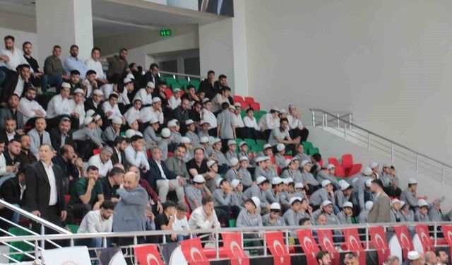 Cizre'de 335 hafız diplomalarını aldı