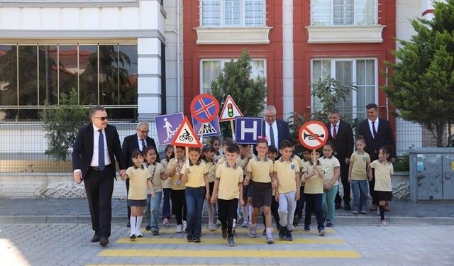 Edremit'te Trafik ve İlkyardım Haftası kutlandı