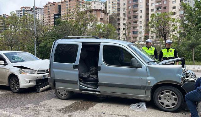 Gümüşhane'de zincirleme kaza: 4 yaralı