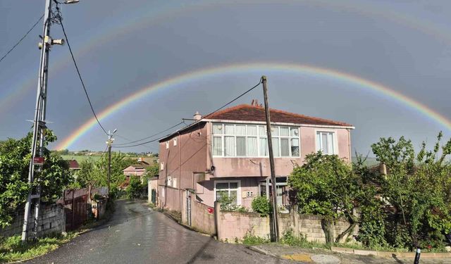 İstanbul'da gökkuşağı sürprizi