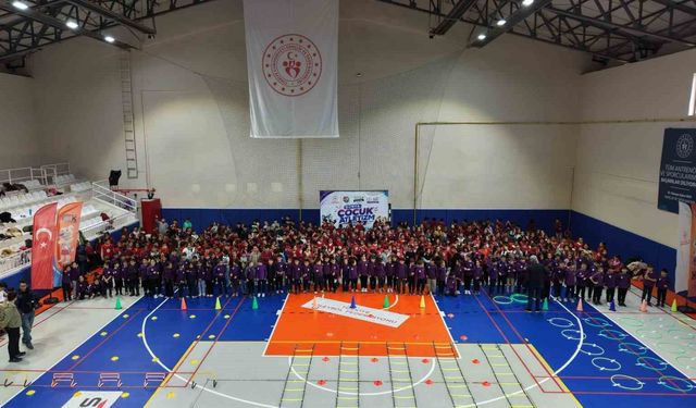 Karaman'da Dünya Çocuk Atletizm Günü kutlandı
