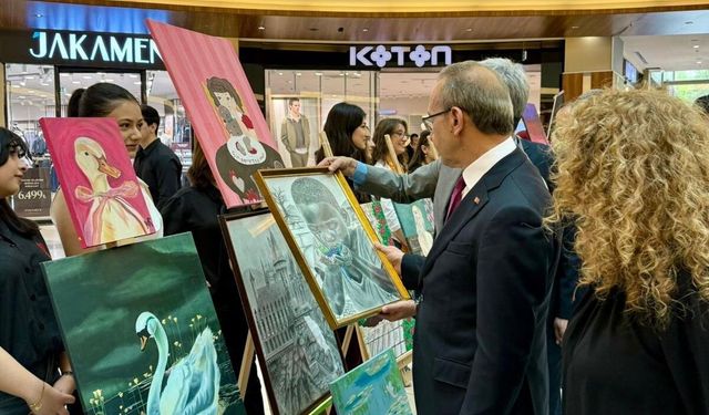 Malatya'da yılsonu karma sergisi açıldı