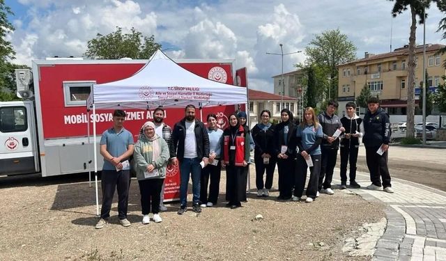 Sinop'ta sosyal hizmetler sahaya indi: Mobil araçla yerinde destek