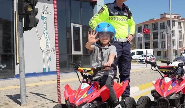 Tekirdağ'da 16 bin öğrenciye uygulamalı trafik eğitimi