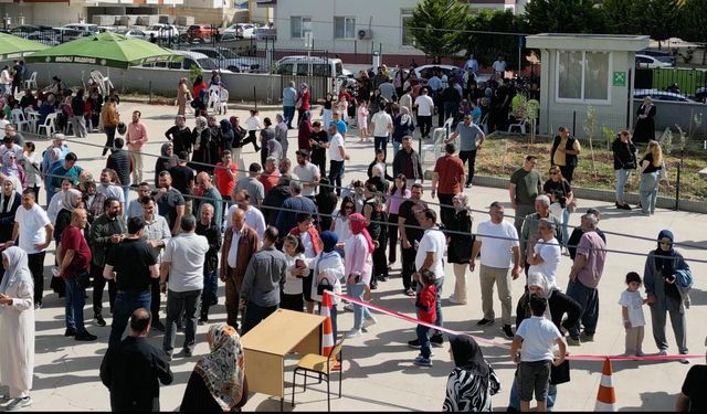 Erdemli Şehit Halil Şahin İHO’nun Kayıt Sınavına Rekor Katılım