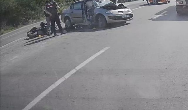 Zonguldak'ta otomobille çarpışan motosikletin sürücüsü hayatını kaybetti
