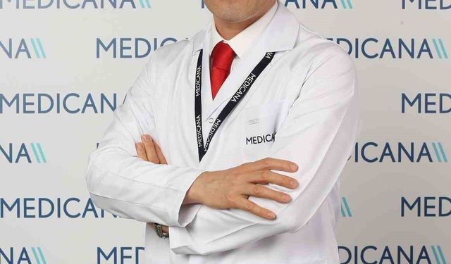Aşırı el ve koltuk altı terlemesi hayat kalitesini düşürüyor
