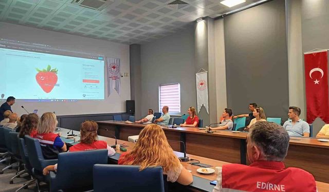 Edirneli sera üreticileri dijital pazara hazırlanıyor