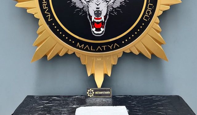 Malatya'da araçta 1 kilo metamfetamin ele geçirildi
