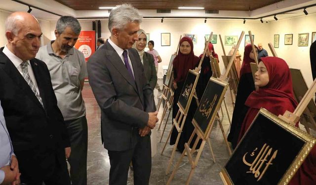 Genç Sanatçılardan Hazreti Muhammed'in Doğumunun 1500. Yılına Anlamlı Sergi