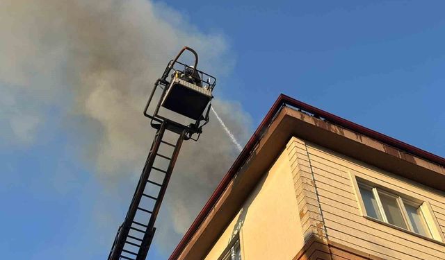 Muratlı'da çatı yangını