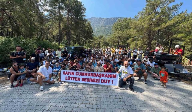 Ölüdeniz'de pilotlar uçuşları durdurdu