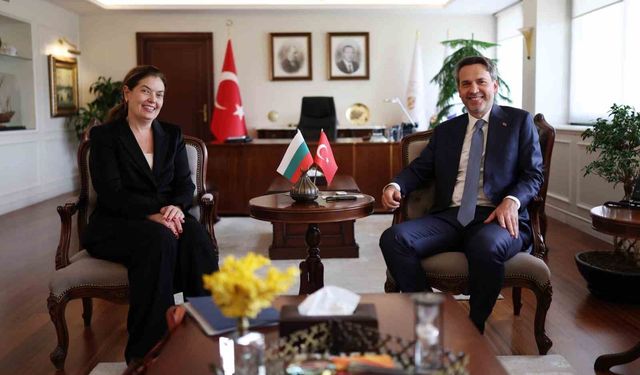Türkiye ile Bulgaristan arasında doğal gazda iş birliği protokolü imzalandı