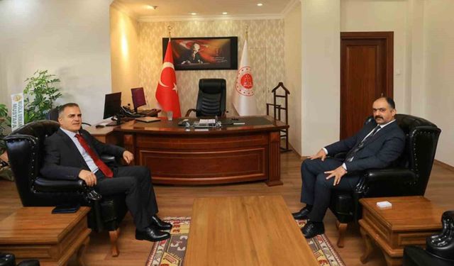 Vali Akbıyık'tan Cumhuriyet Başsavcısı Kayaközü'ne 'Hayırlı Olsun' ziyareti