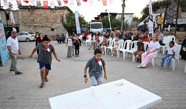 'Köy Bizim, Şenlik Bizim' coşkusu Tarsus'a taşındı