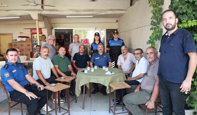 Mersin Emniyet Müdürü Aktaş, vatandaşlarla bir araya geldi